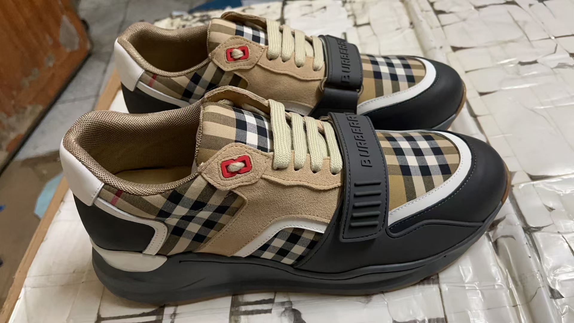 B**rry shoes(aaa)-115