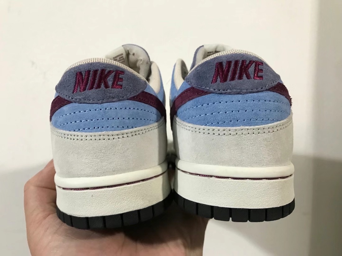 Nike Dunk Low Appears white