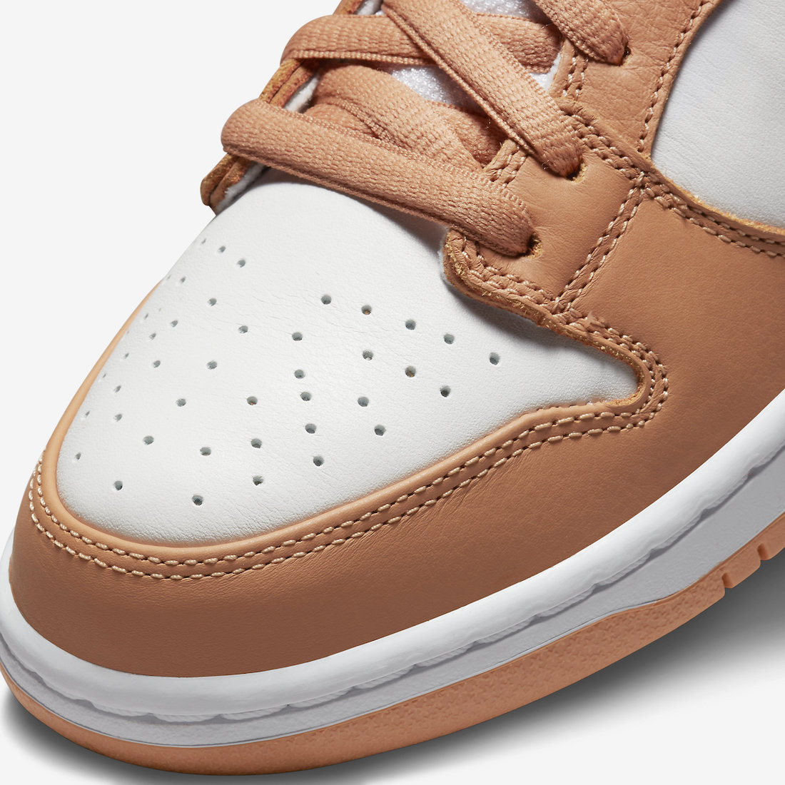 Nike SB Dunk Low Light Cognac Style