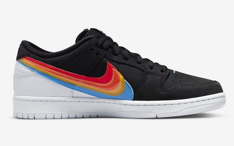 Polaroid x Nike SB Dunk Low Style
