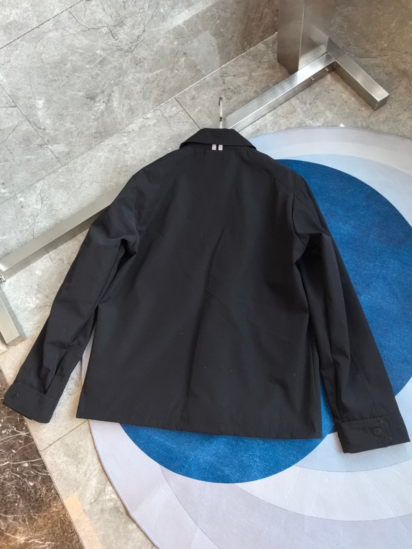 Can*a Go*e jacket-008