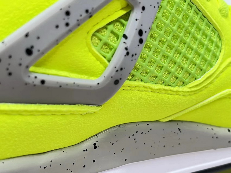 Air Jordan 4 Retro-036