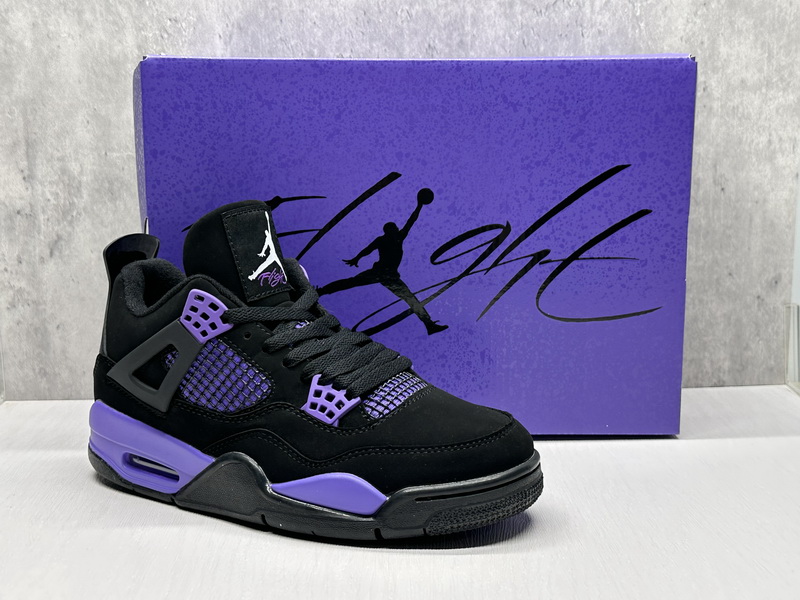 Air Jordan 4 Retro-043