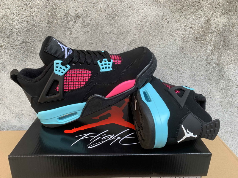Air Jordan 4 Retro-053