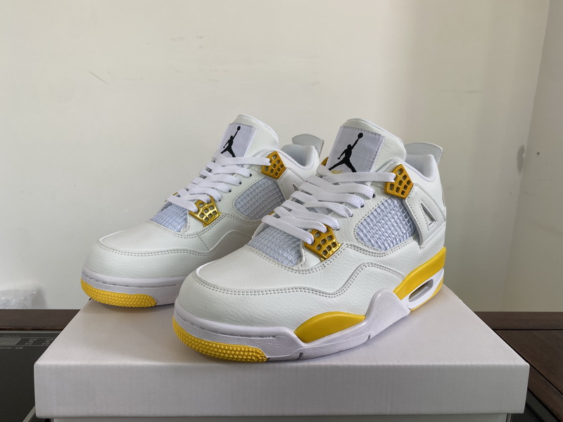Air Jordan 4 Retro-055