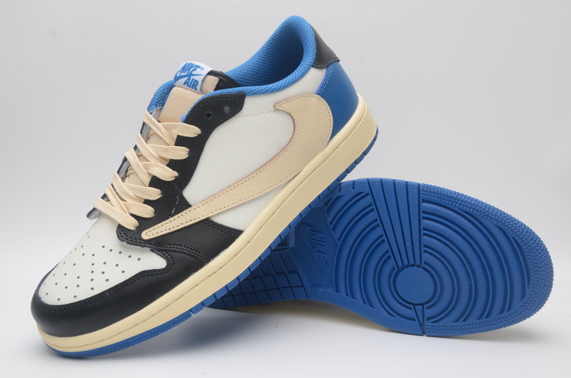 Nike Air Jordan 1 Low-010