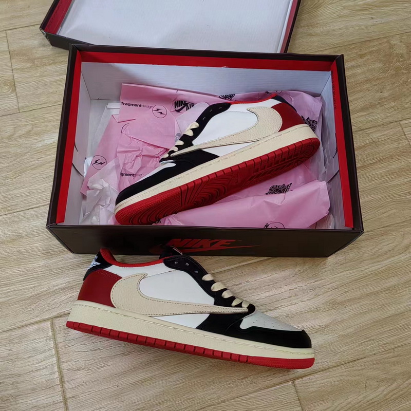 Nike Air Jordan 1 Low-013