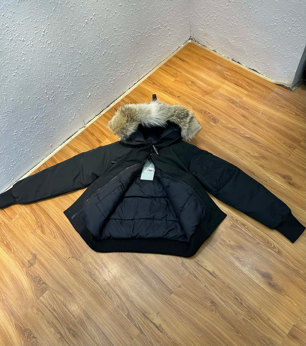 Can*a Go*e coat(women)-000