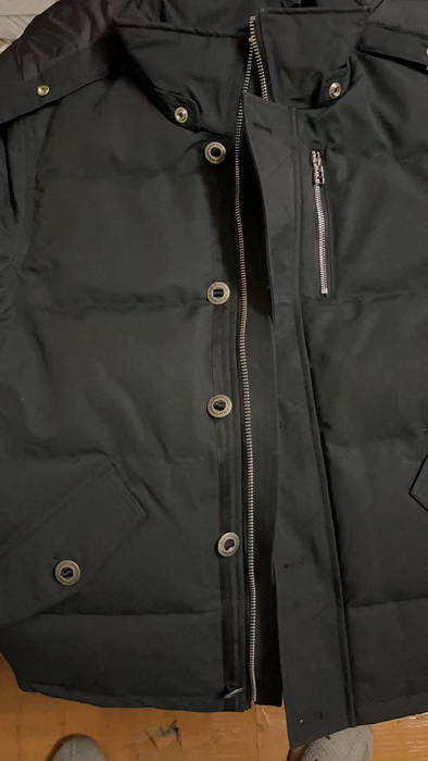 Moose Knuckles Coat-001