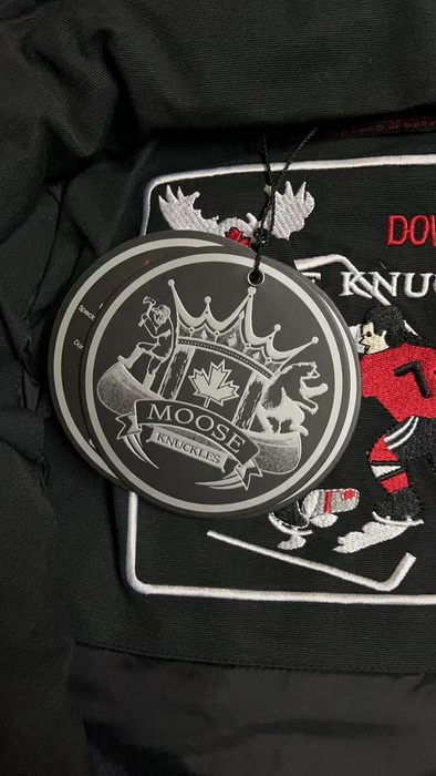 Moose Knuckles Coat-019