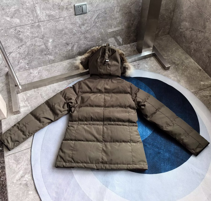 Can*a Go*e coat(women)-029