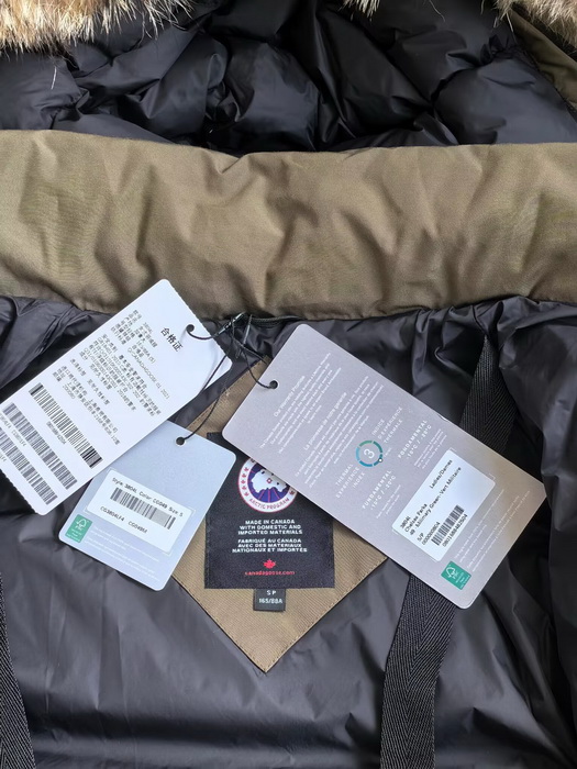 Can*a Go*e coat(women)-029