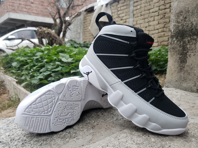 Air Jordan 9 Retro-011