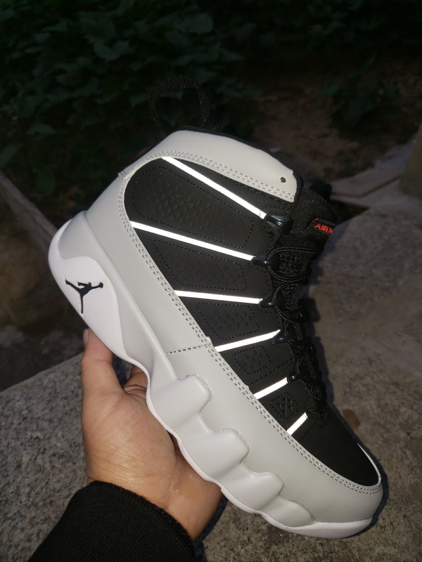 Air Jordan 9 Retro-011