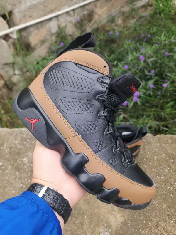 Air Jordan 9 Retro-009