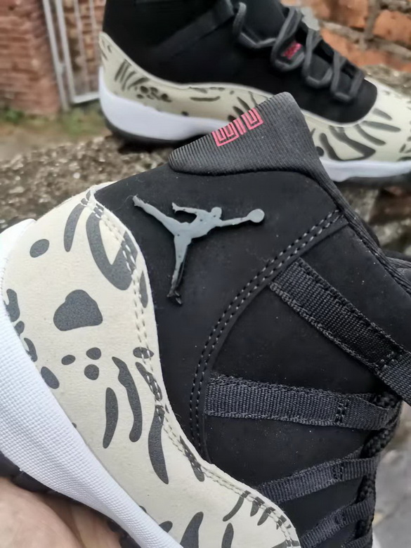 Air Jordan 11 Retro-013