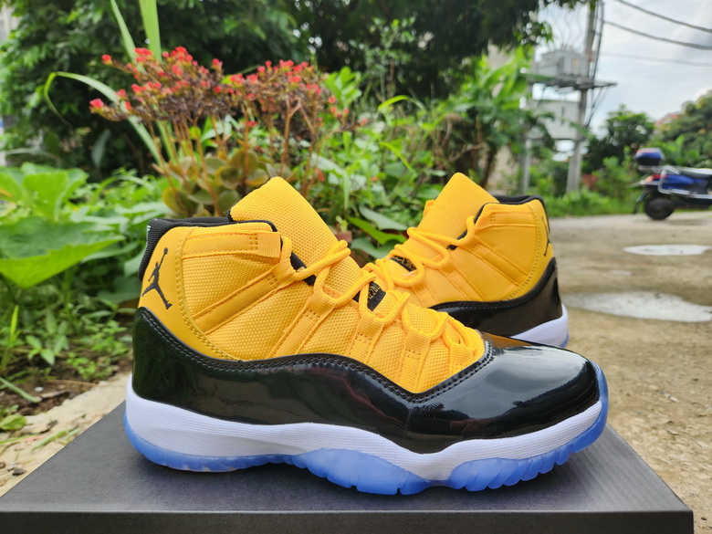 Air Jordan 11 Retro-015
