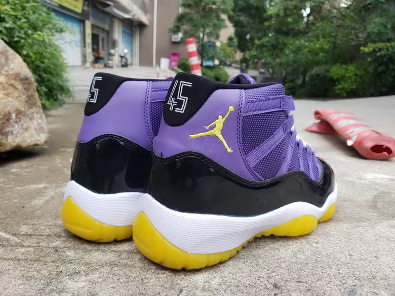 Air Jordan 11 Retro-020