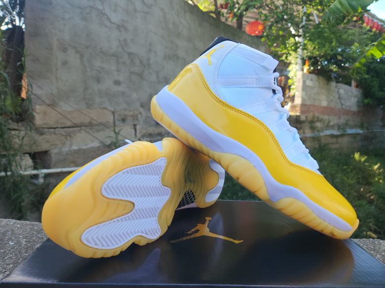 Air Jordan 11 Retro-025
