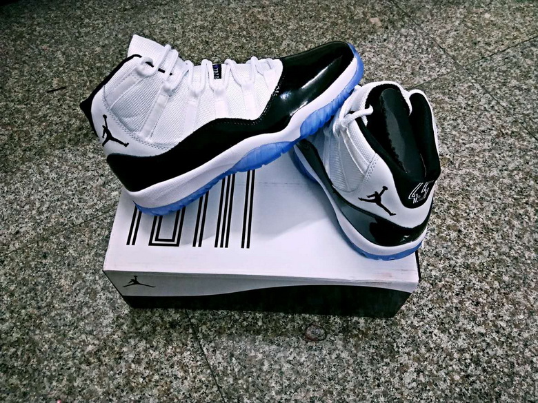 Air Jordan 11 Retro-045
