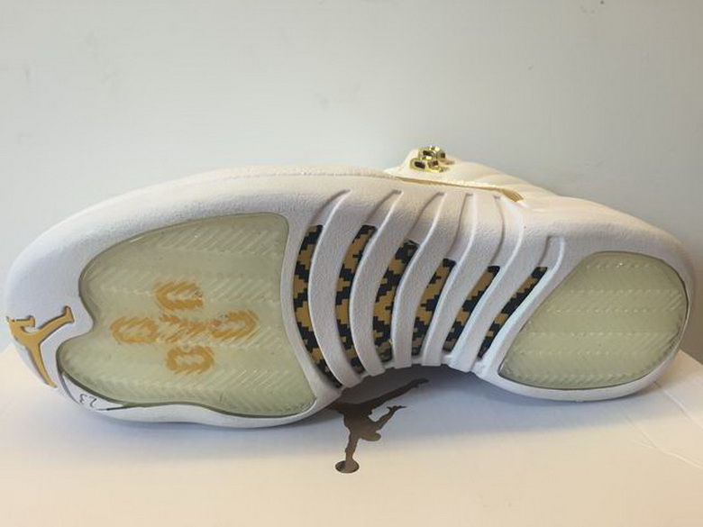 Air Jordan 12 Retro-024