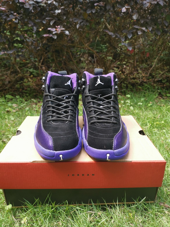 Air Jordan 12 Retro-075
