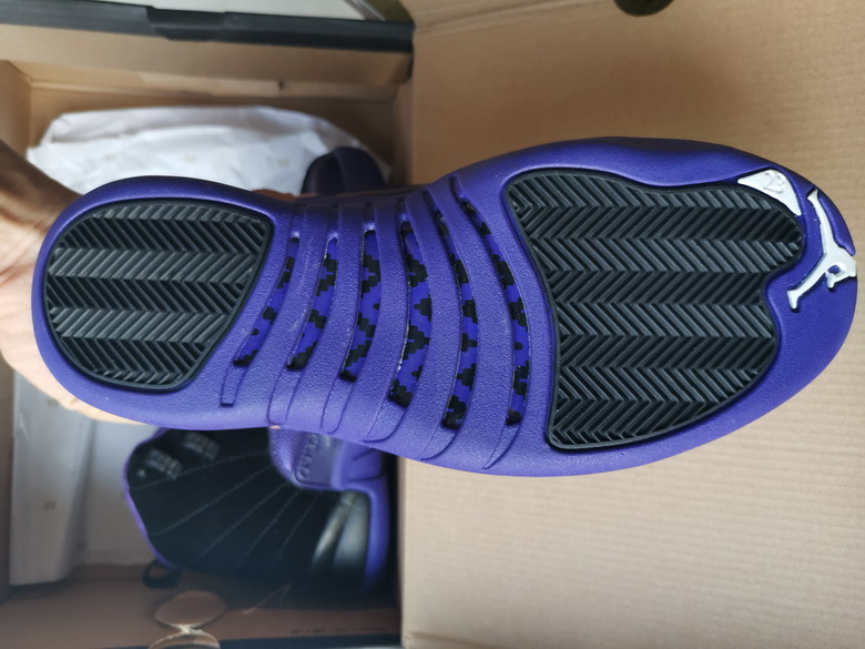 Air Jordan 12 Retro-075