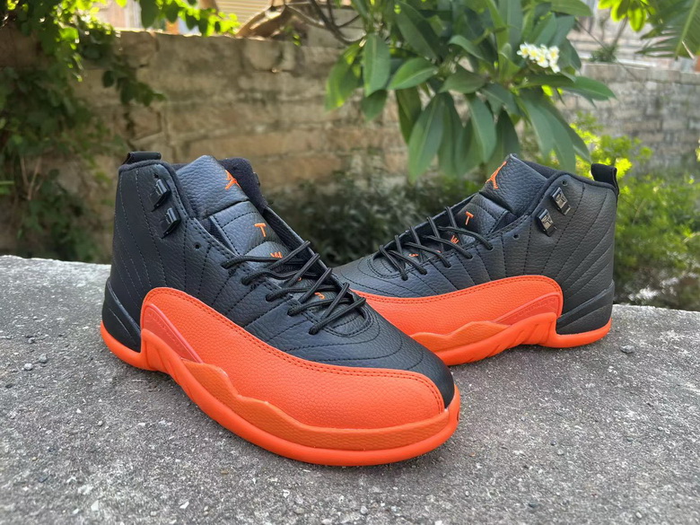 Air Jordan 12 Retro-085