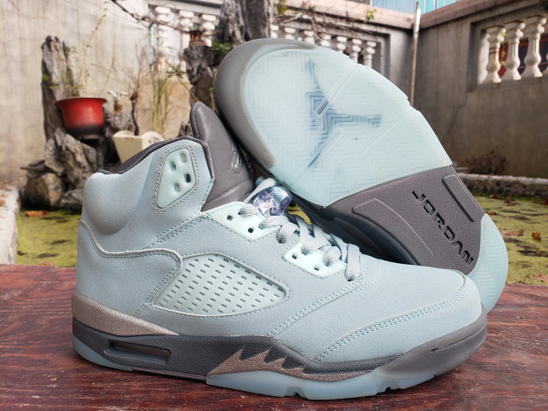 Air Jordan 5 Retro-025