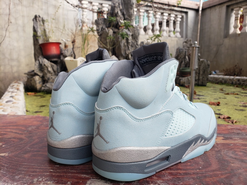 Air Jordan 5 Retro-025