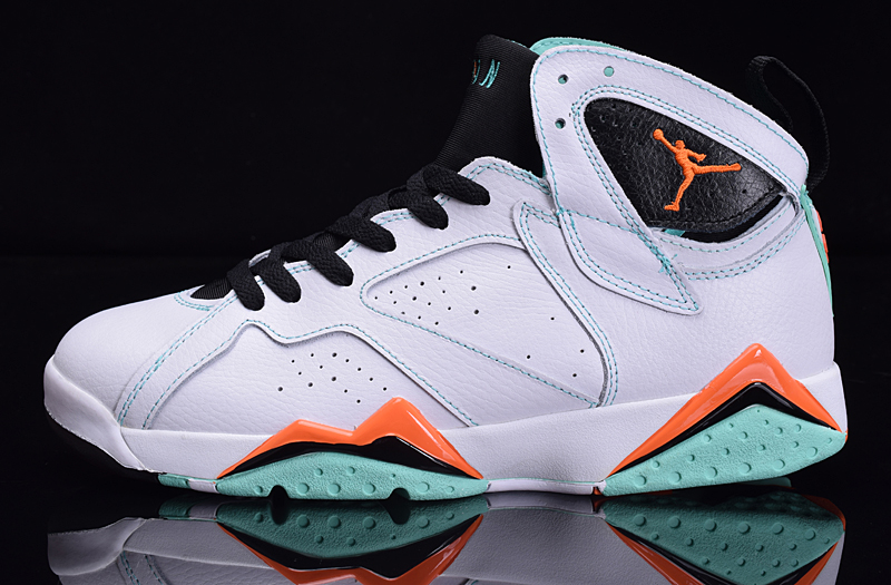 Air Jordan 7 Retro-025