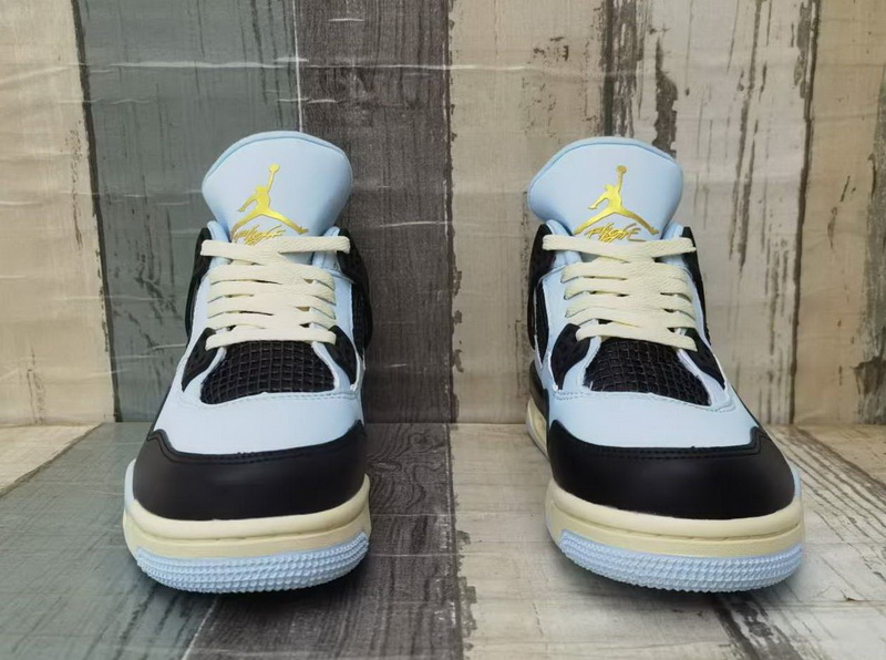 Air Jordan 4 Retro-105