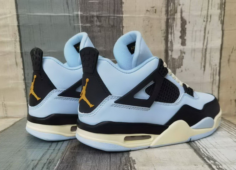 Air Jordan 4 Retro-105