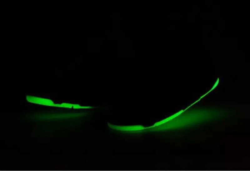 Air Jordan 4 Retro-126