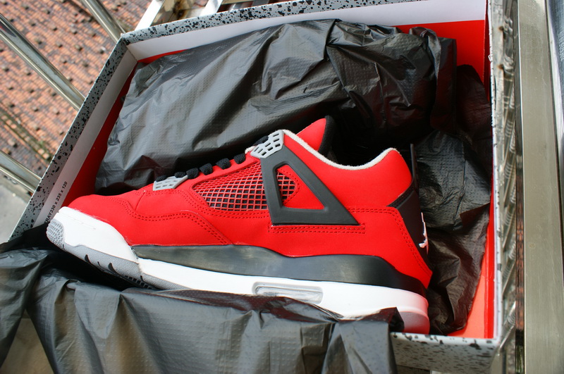 Air Jordan 4 Retro-136