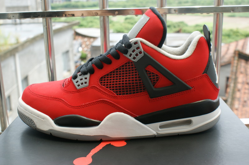 Air Jordan 4 Retro-136