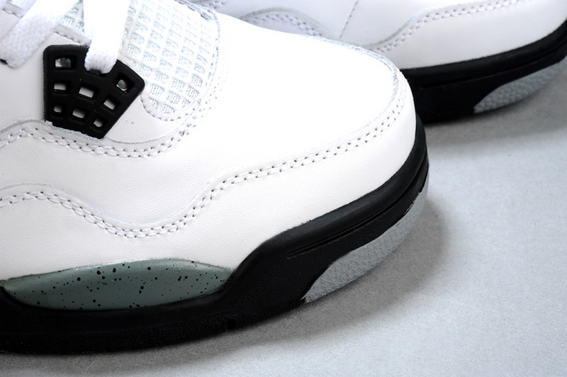 Air Jordan 4 Retro-154