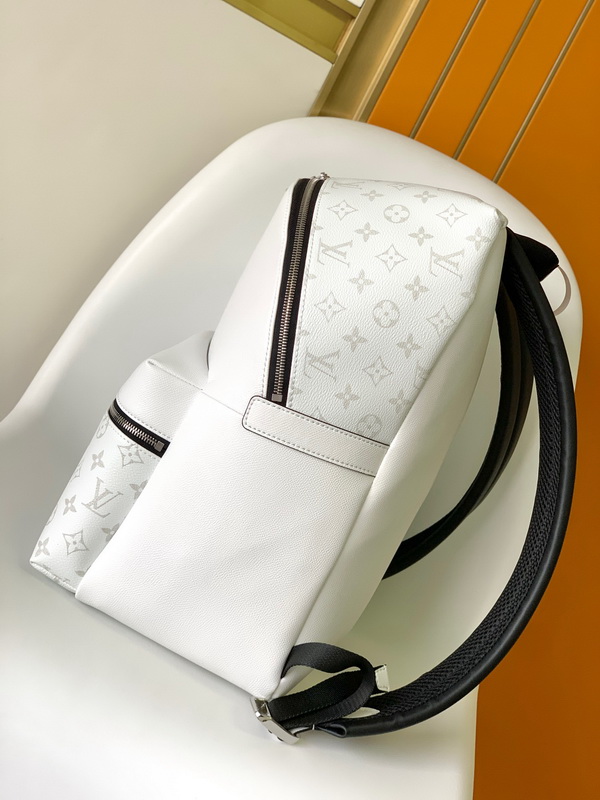 LV Backpack(AAA)-052