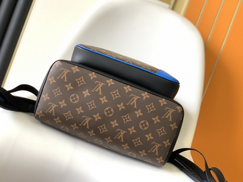 LV Backpack(AAA)-067