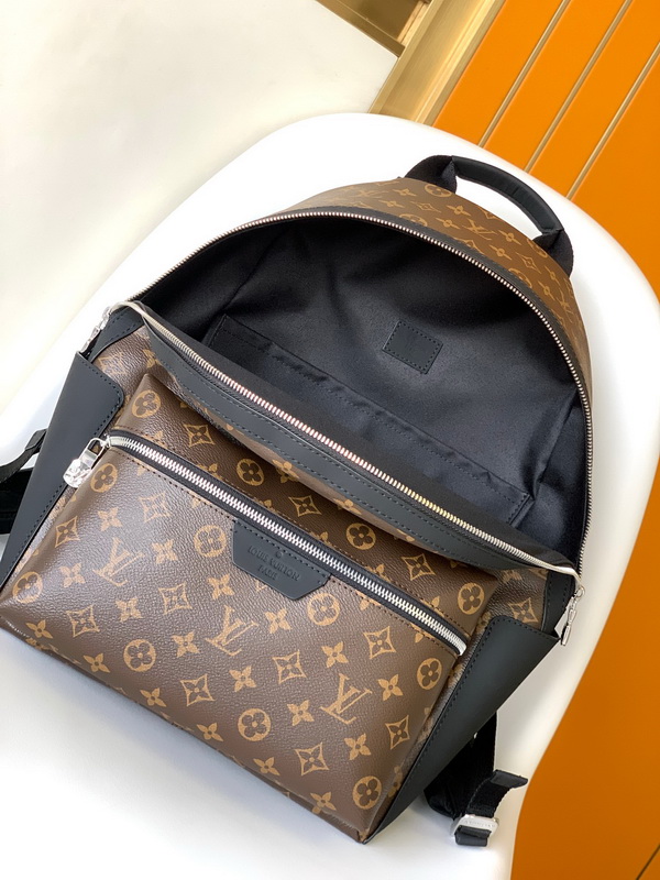 LV Backpack(AAA)-068