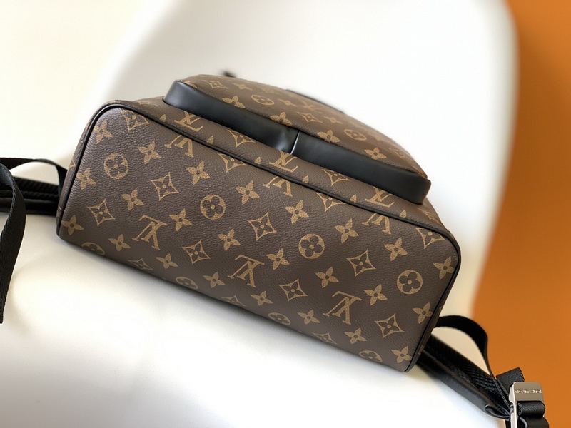 LV Backpack(AAA)-072