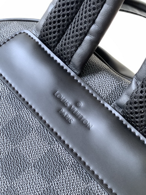 LV Backpack(AAA)-073