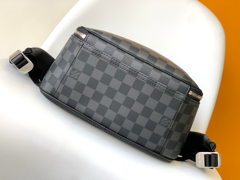 LV Backpack(AAA)-081