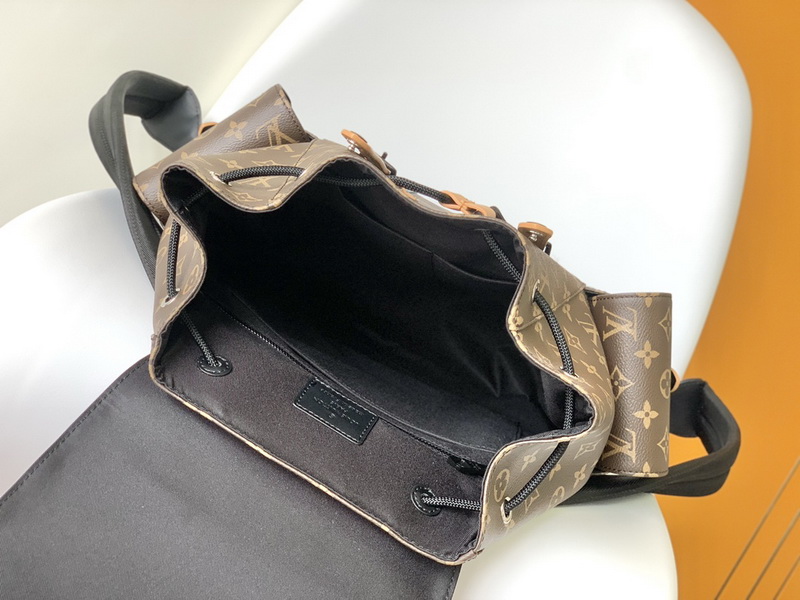LV Backpack(AAA)-084
