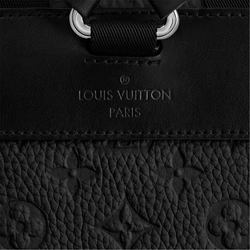 LV Backpack(AAA)-122