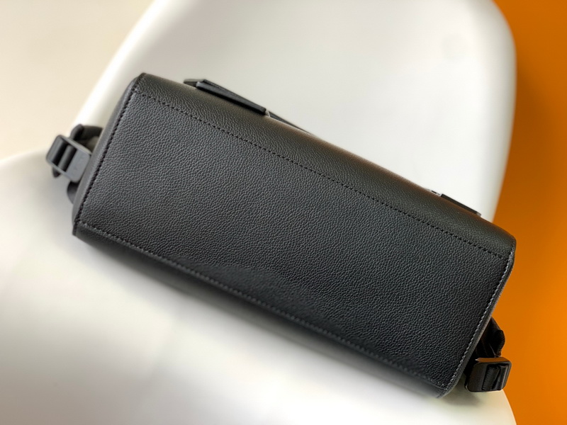 LV Backpack(AAA)-128