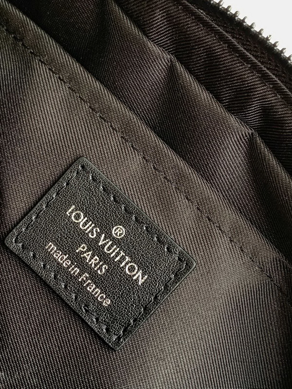 LV Handbags AAAA(Men)-153