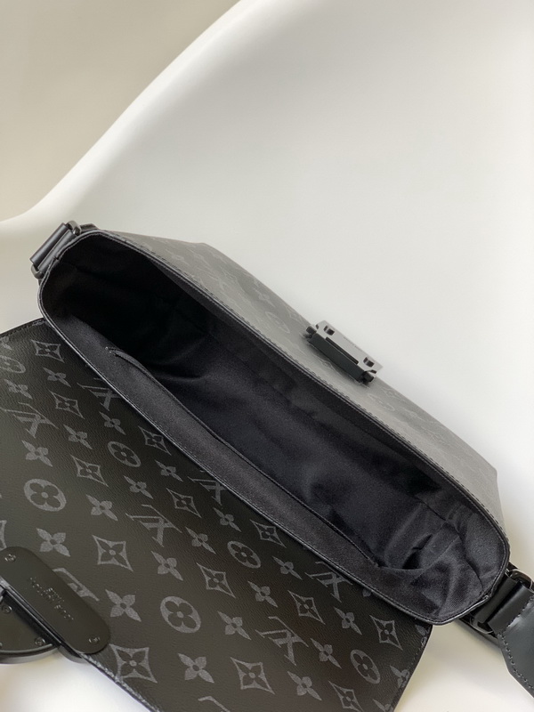 LV Handbags AAAA(Men)-156
