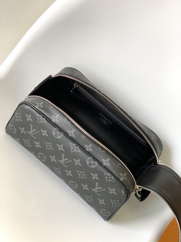 LV Handbags AAAA(Men)-165