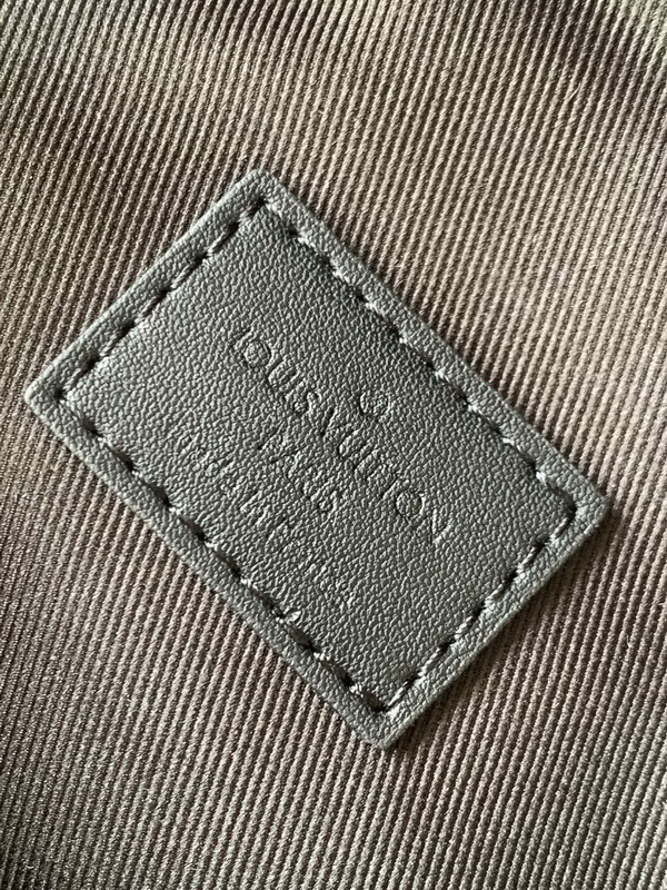 LV Handbags AAAA(Men)-171